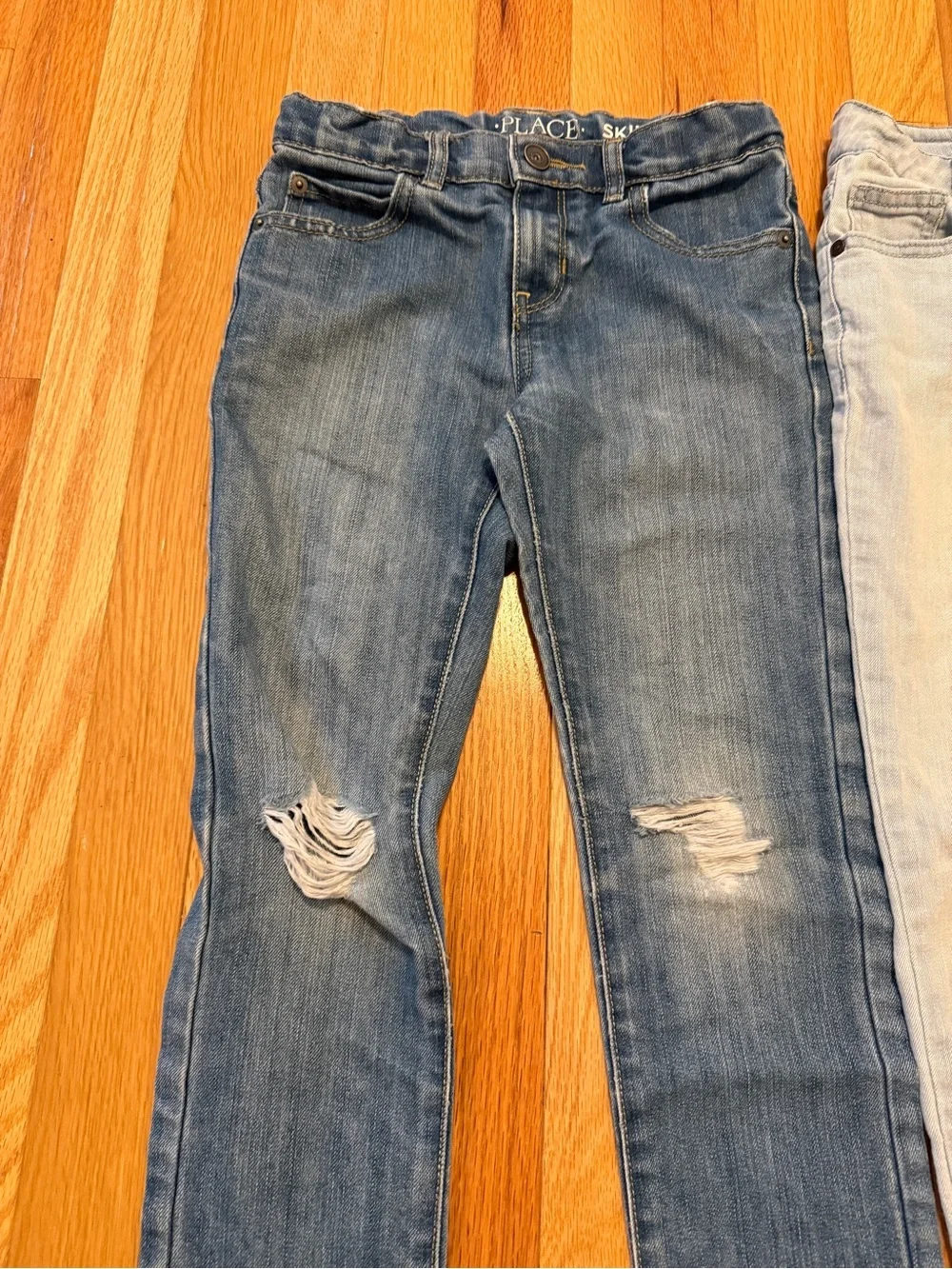 Girls' Distressed Skinny Jeans - Blue & Light Wash